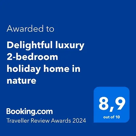 Сasa de vacaciones Delightful Luxury 2-bedroom In Nature