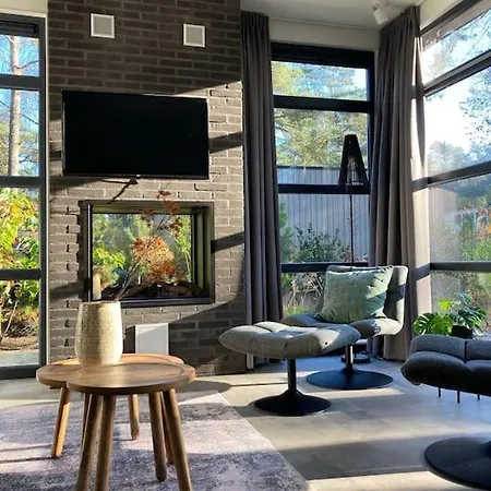 Delightful Luxury 2-bedroom In Nature